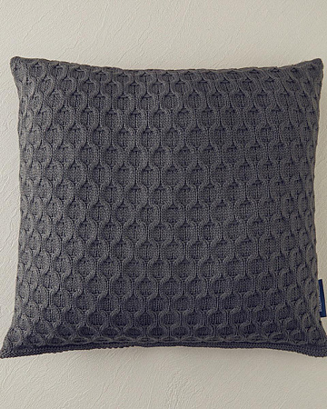 Velvety Декоративна наволочка 45х45 см