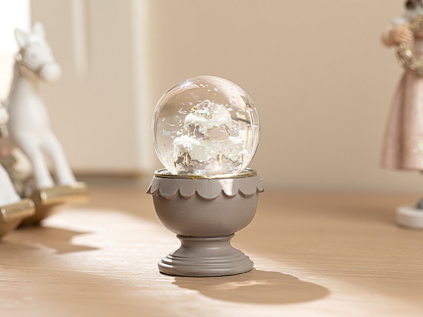 Cupcake Snow globe 5х5х8 cm