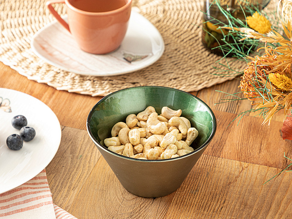 Lilies Aperitif plate 12 cm