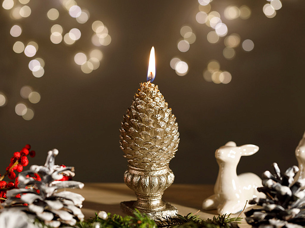Pinecone Свічка 6х12 см