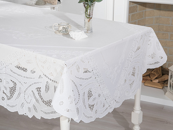 Big Damask Скатерть 135x230 см
