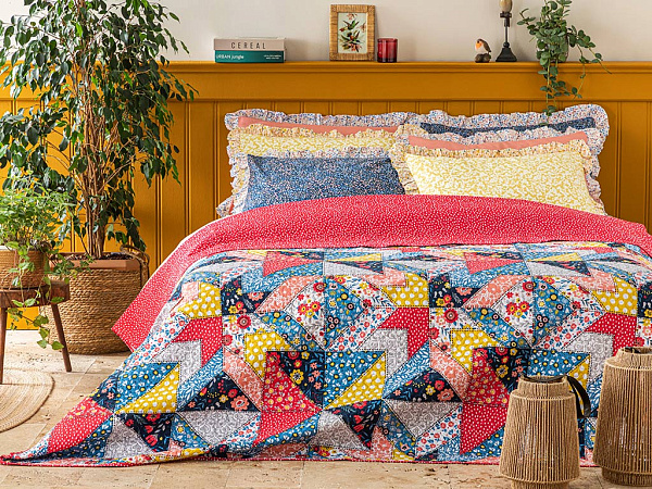 Patchy Florets Bed cover 200х220 cm