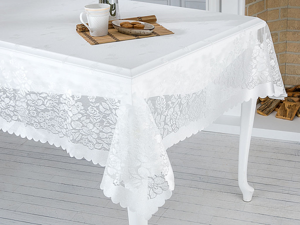 Rosy Rain Скатерть 145х145 см