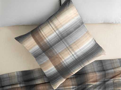Flowing Plaid Pillowcase 80х80 cm
