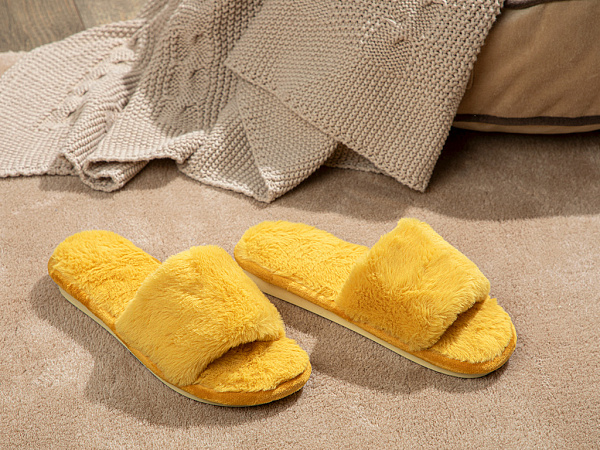 Colourful Slippers 38