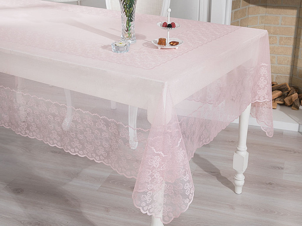 Chic Rose Tablecloth 180x270 cm