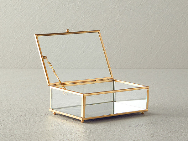 Glossy Jewelry box 15х10х5.5 cm