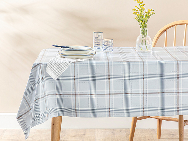 Line Tablecloth 140х140 cm