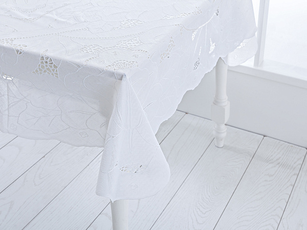 Dora Tablecloth 137х182 cm