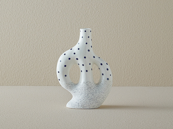 Dotsy Vase 13х9х18.9 cm