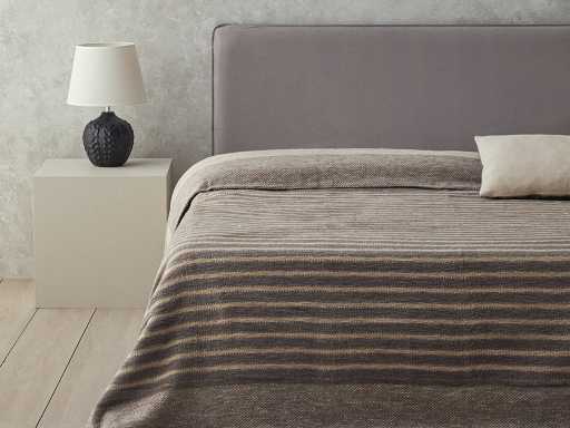 Dotty Lines Плед 200х220 см