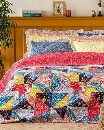 Patchy Florets Bed cover 160х220 cm
