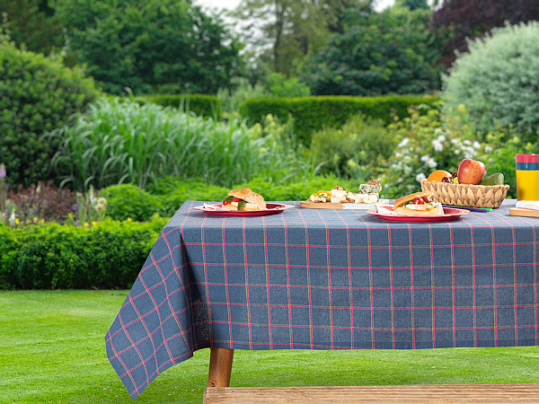 Colour Pop Tablecloth 160x160 cm