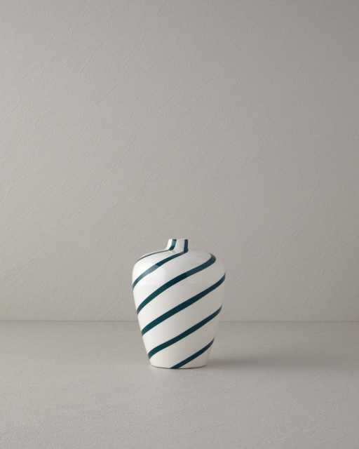 Stripe Ваза 14х14х19 см