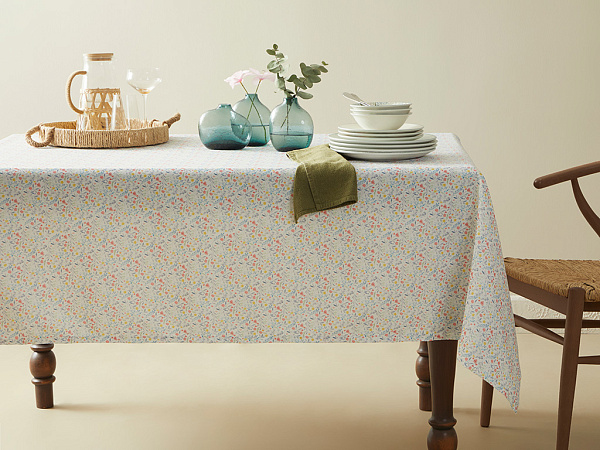 Florescense Tablecloth 150x200 cm
