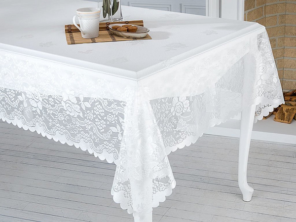 Fancy Roses Скатерть 145х220 см