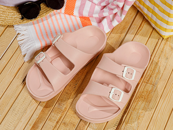Alice Terlik Beach slippers 37